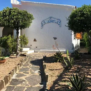 Bed & Breakfast A Due Passi Dal Mare, Baja Sardinia